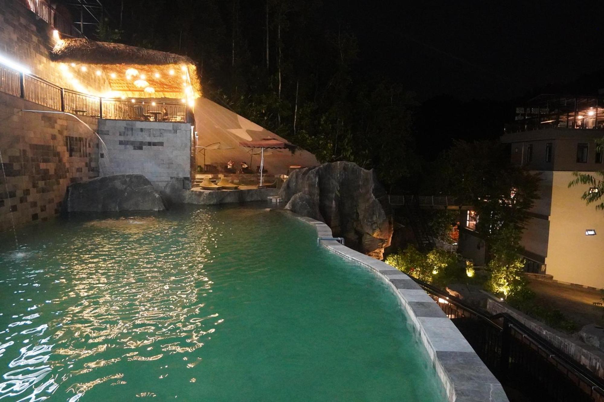 Lotus Premium Lodge - Lotus Group Tours Ха Жианг Екстериор снимка