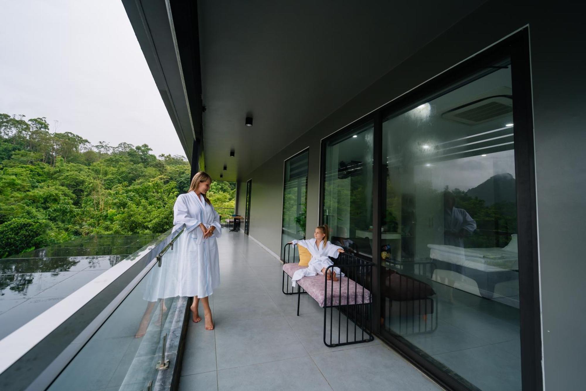 Lotus Premium Lodge - Lotus Group Tours Ха Жианг Екстериор снимка
