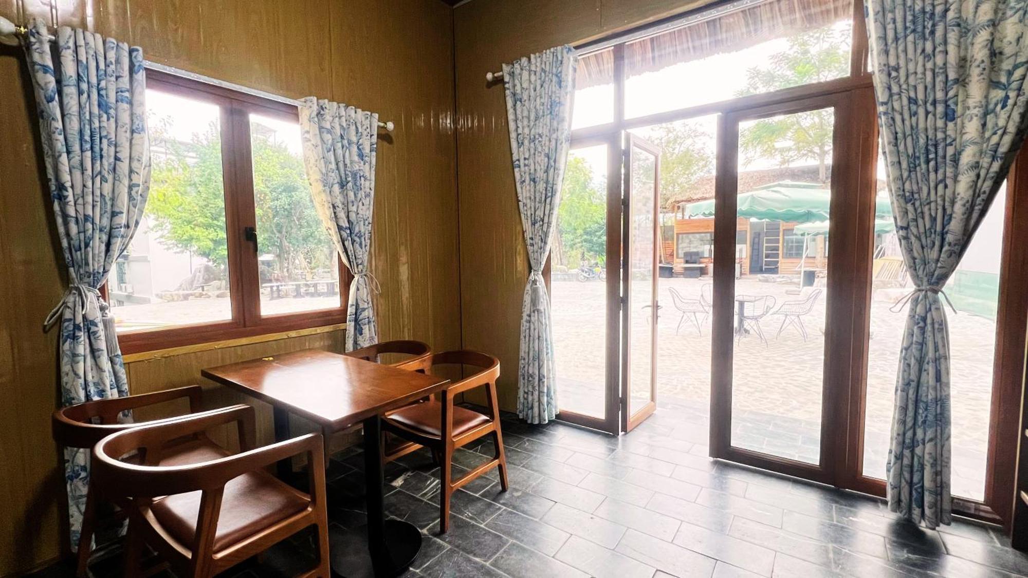 Lotus Premium Lodge - Lotus Group Tours Ха Жианг Екстериор снимка