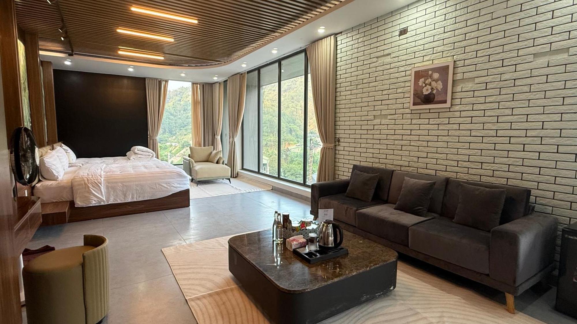 Lotus Premium Lodge - Lotus Group Tours Ха Жианг Екстериор снимка